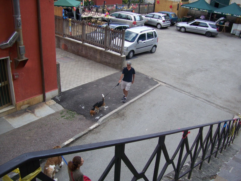  Image name: Persone021.jpg 
 width: 800 pixel 
 height: 601 pixel 
 Size: 411586 bytes 
 Click to enlarge 